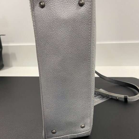 Chanel So Light Shopping Tote Stitched Bullskin Medium (JB1106) - Picture 10 of 11